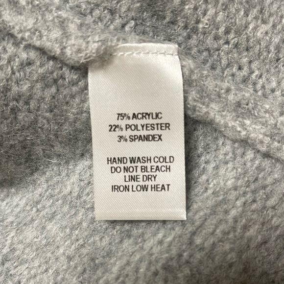 Lulu’s Favorite Dream Heather Grey Turtleneck Sweater EUC - Picture 6 of 6